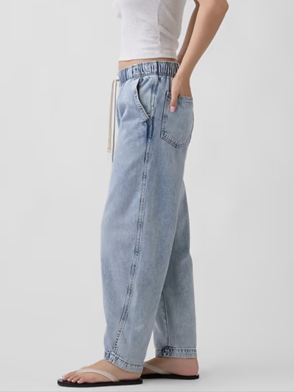 GAP Pull-On Jeans - Picture 3 of 4